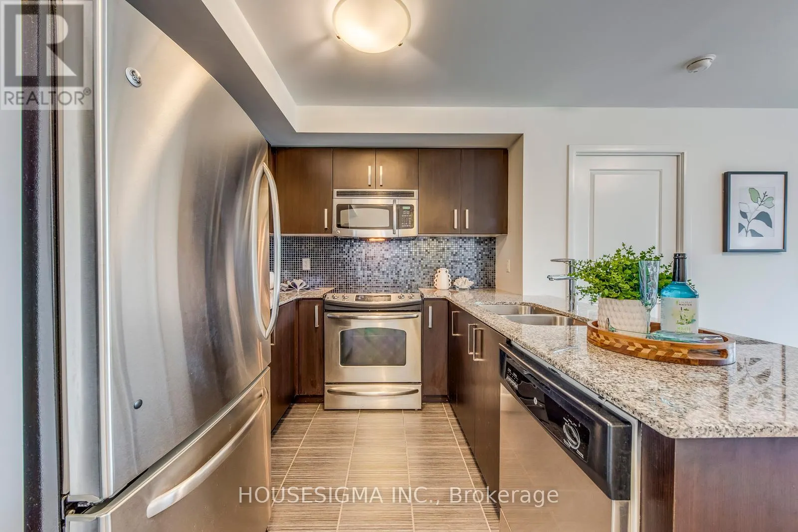 308 - 17 ANNDALE DRIVE