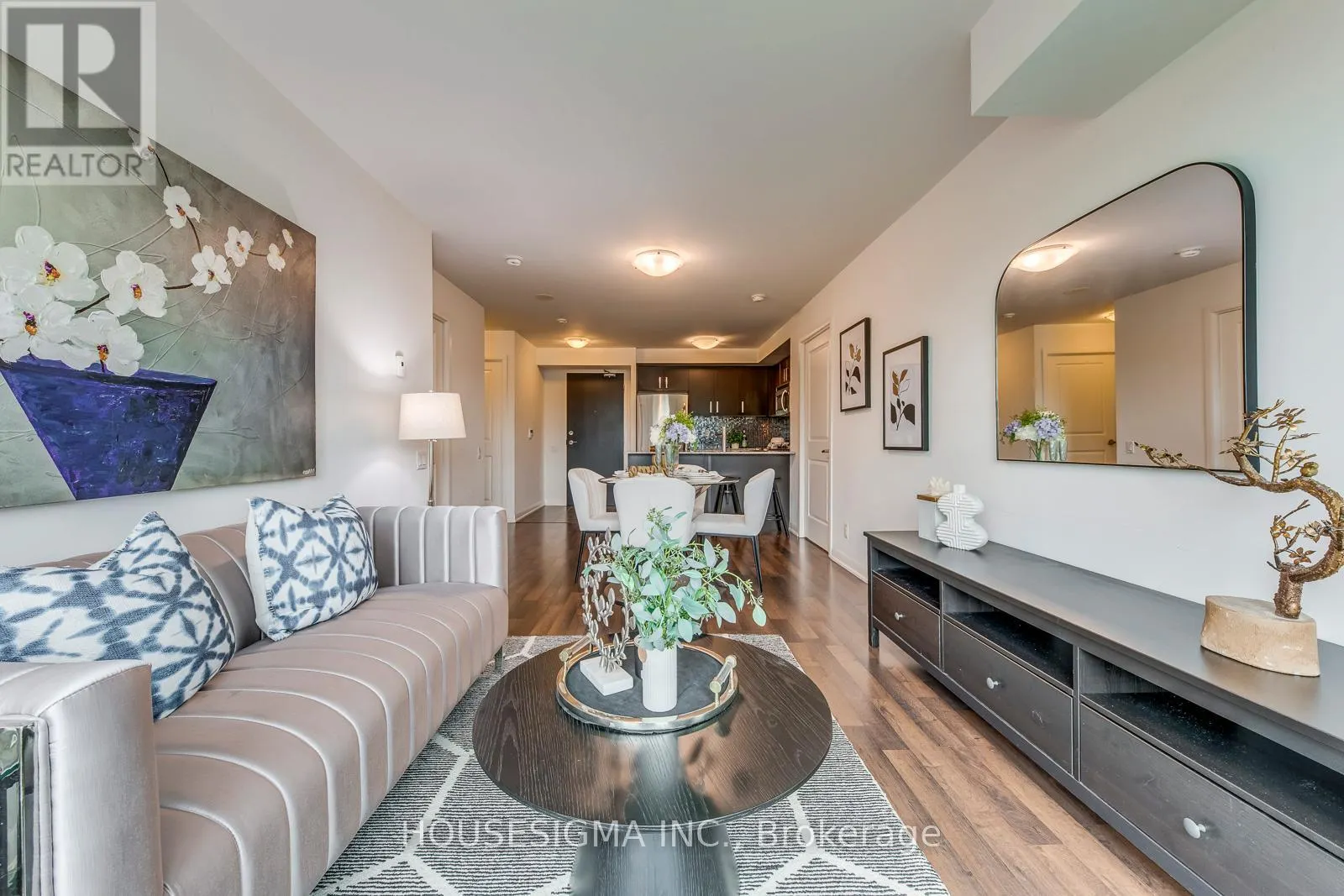 308 - 17 ANNDALE DRIVE