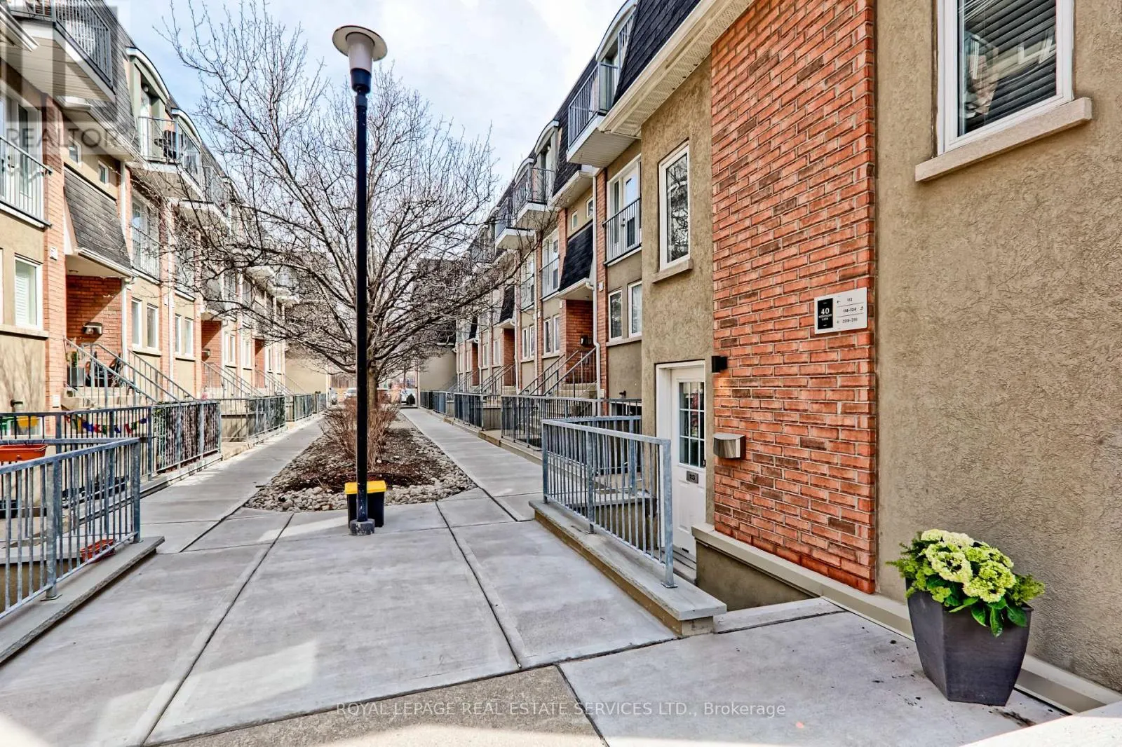 113 - 40 MERCHANT LANE