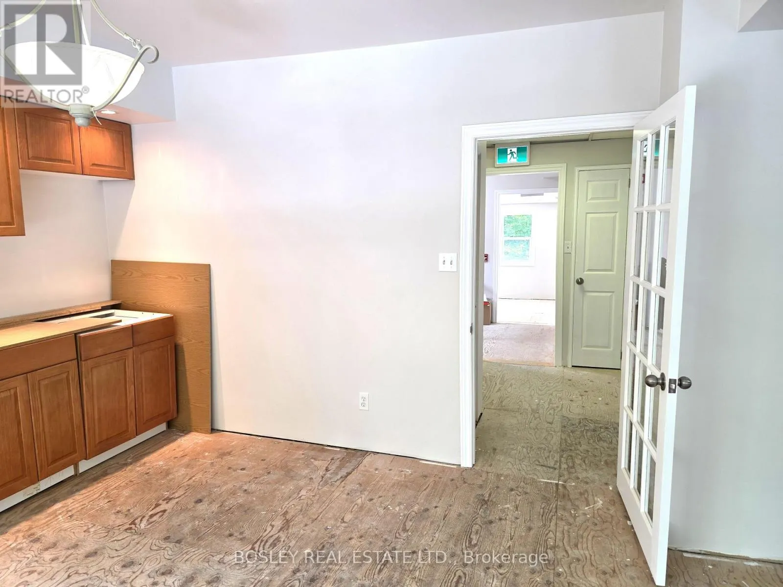 2ND FLOOR - 2519 YONGE STREET