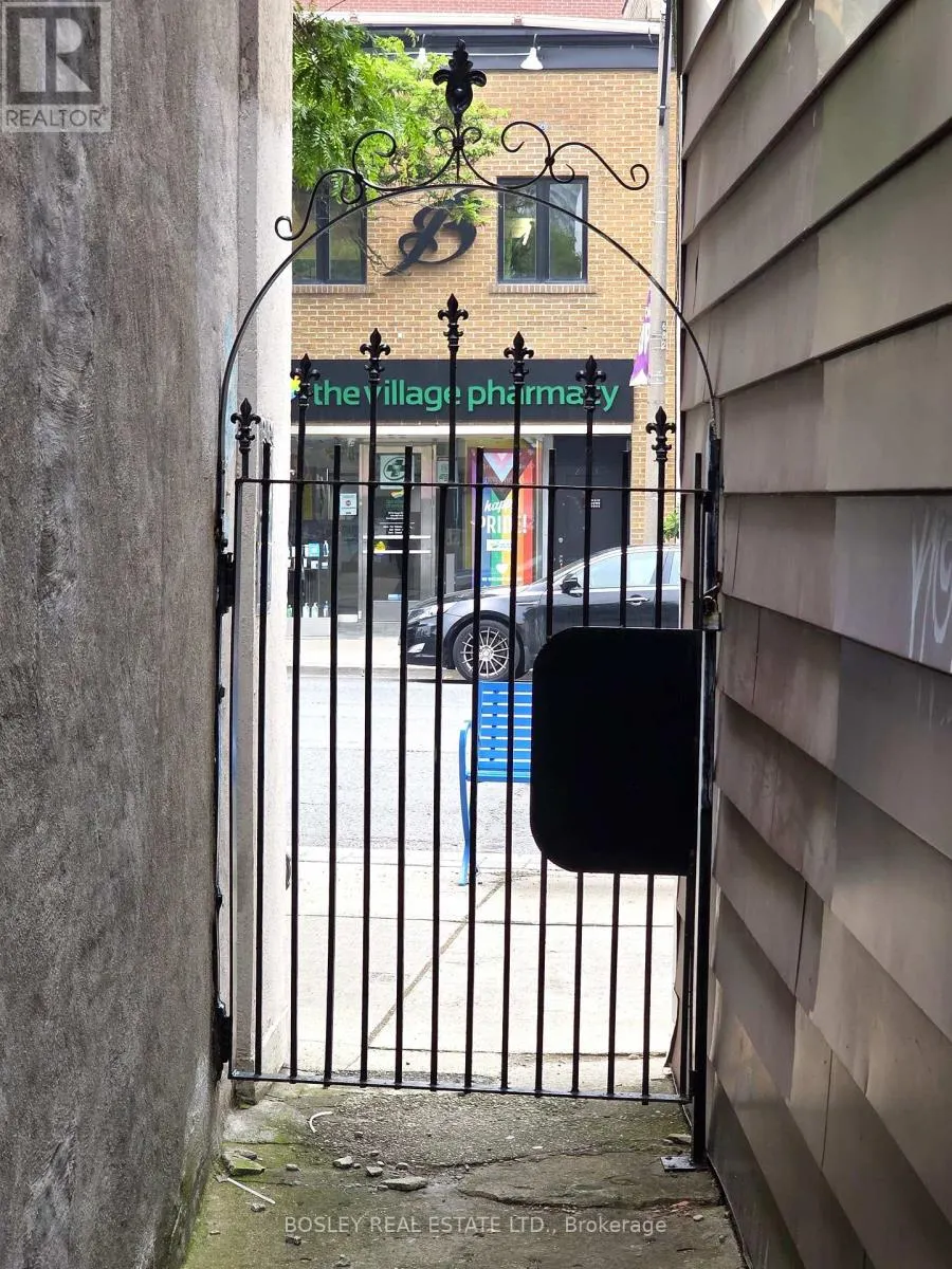 2ND FLOOR - 2519 YONGE STREET