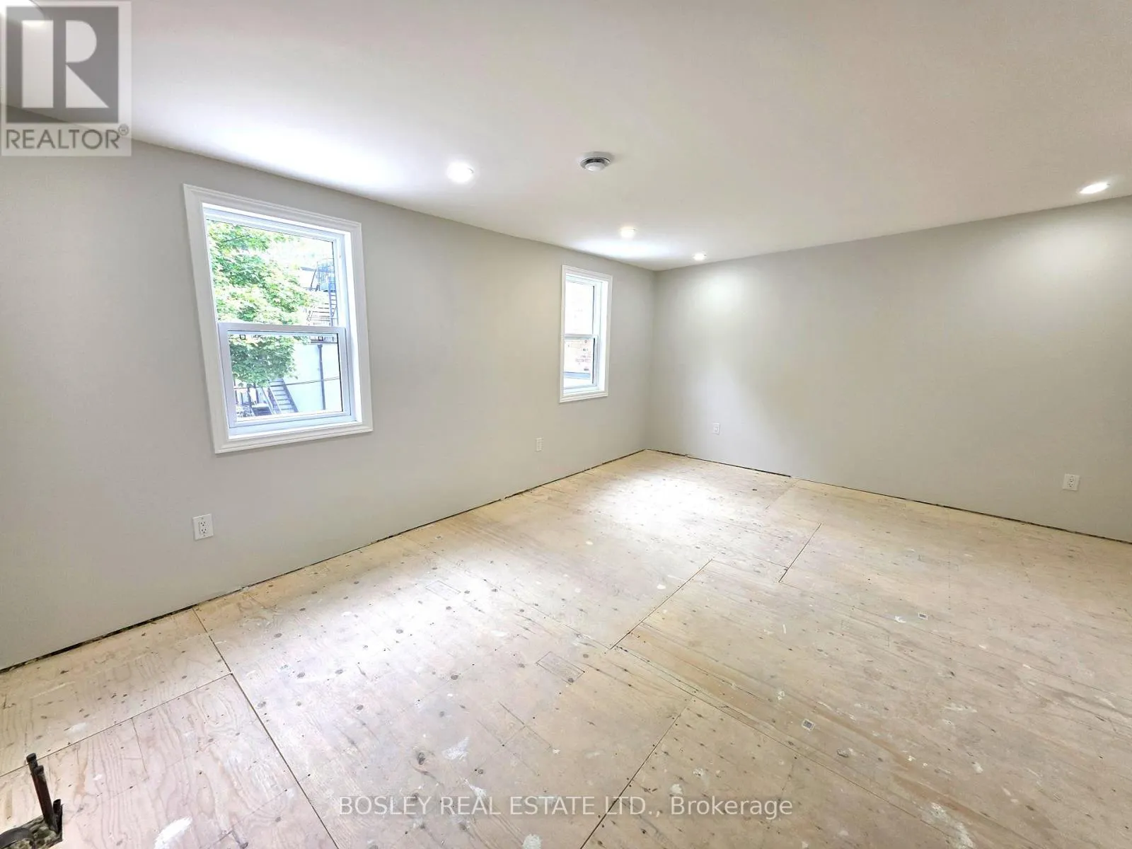 2ND FLOOR - 2519 YONGE STREET