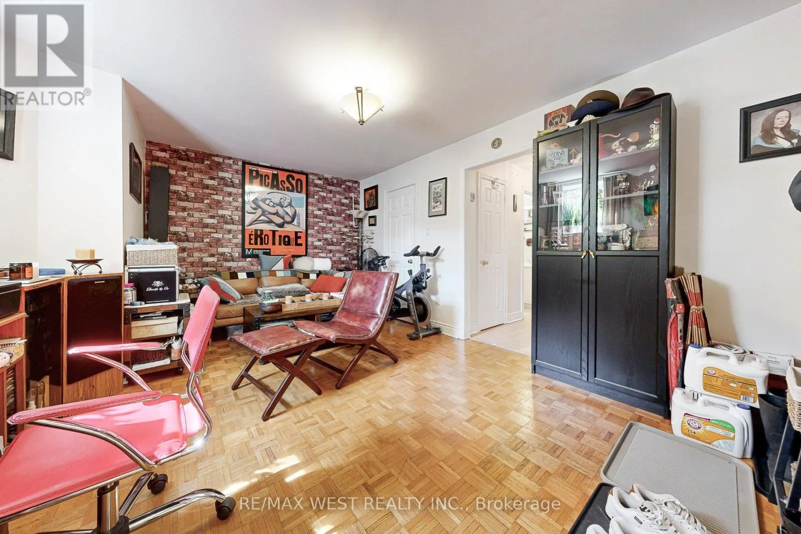 52 HEYDON PARK ROAD