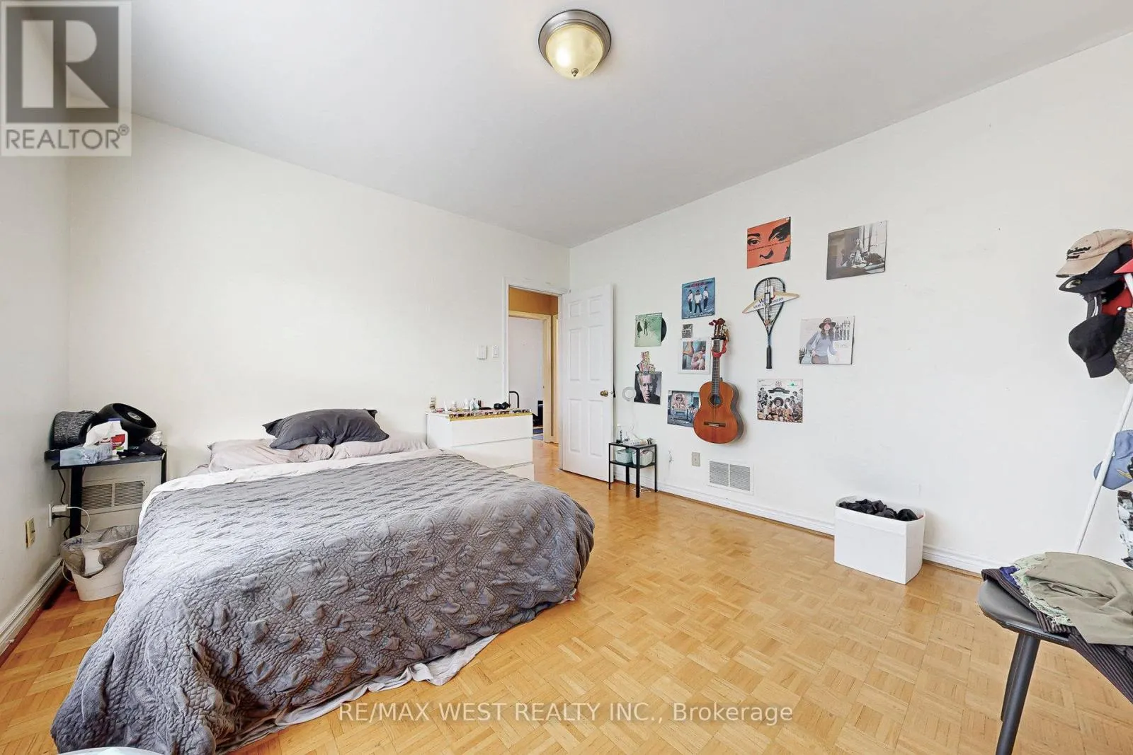 52 HEYDON PARK ROAD