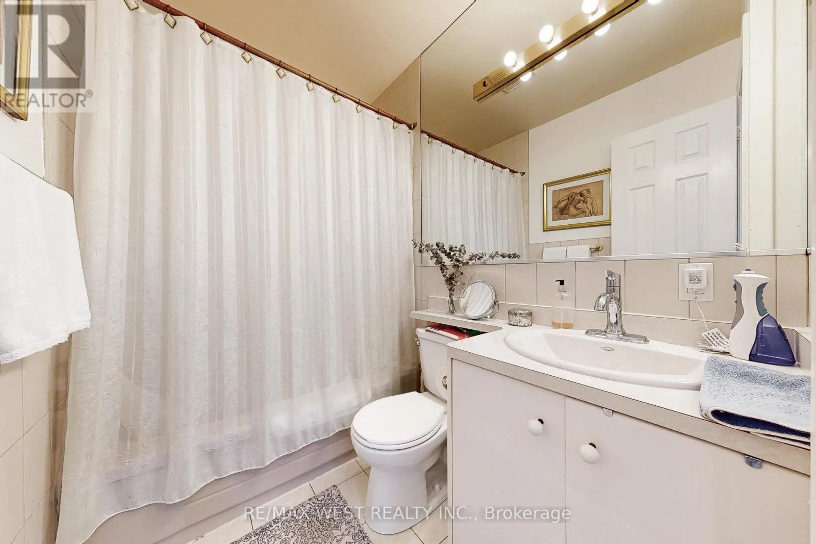 52 HEYDON PARK ROAD