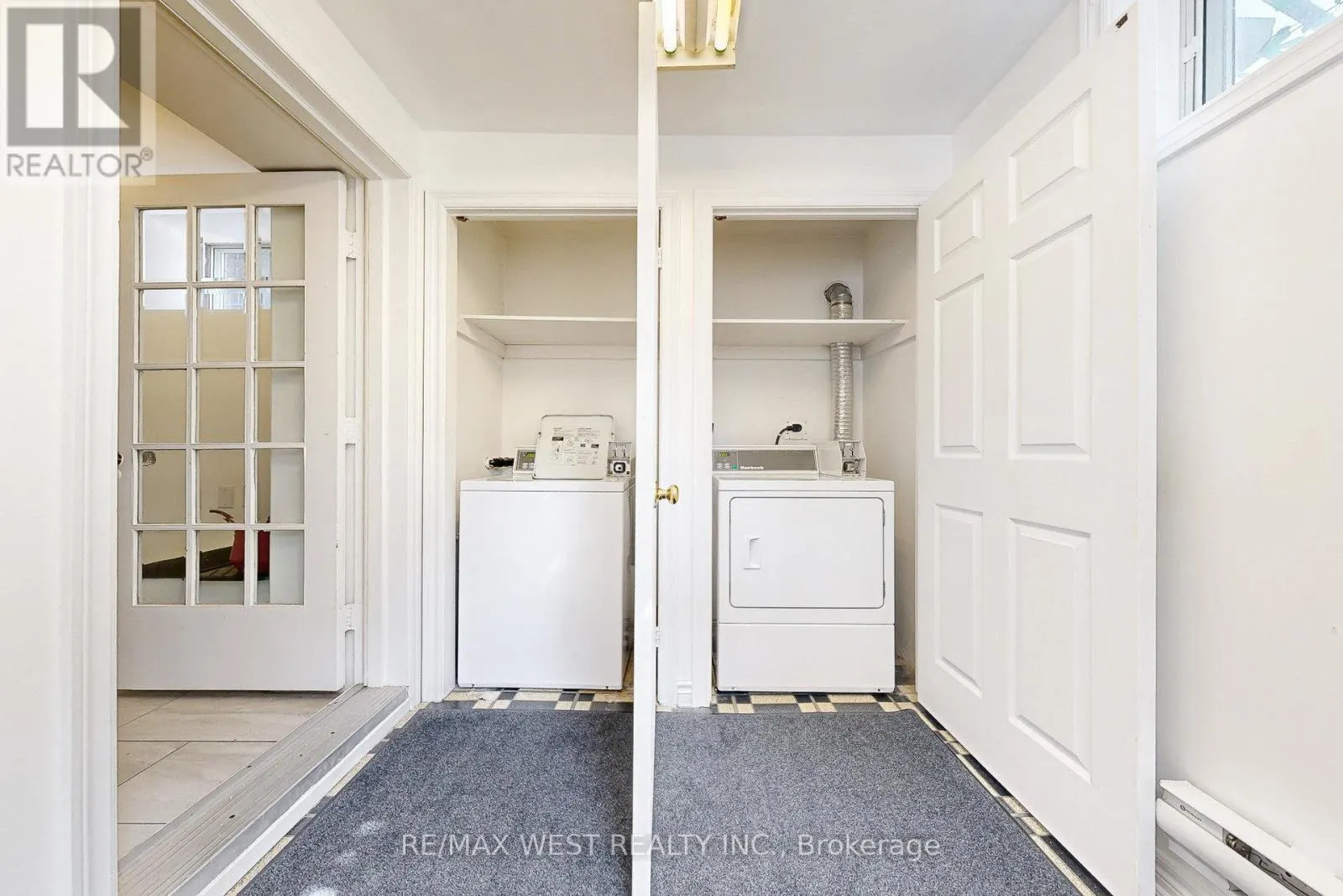 52 HEYDON PARK ROAD