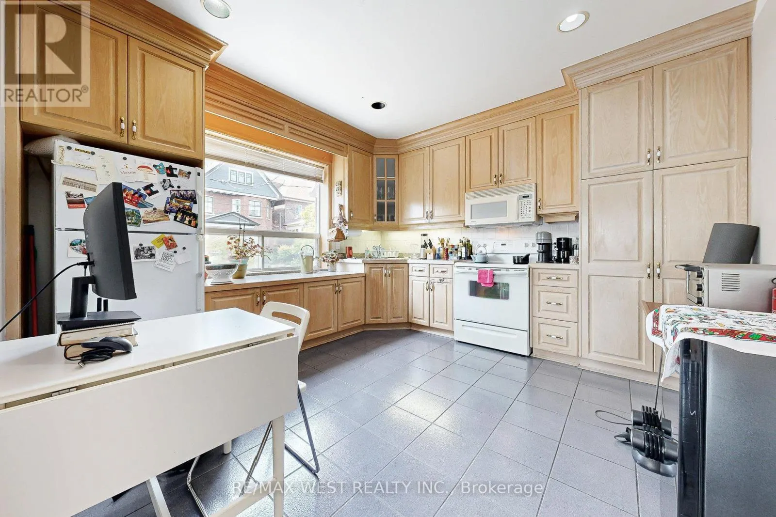 52 HEYDON PARK ROAD