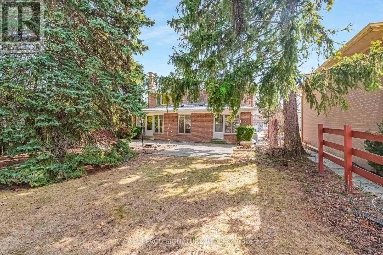 12 FELDBAR COURT