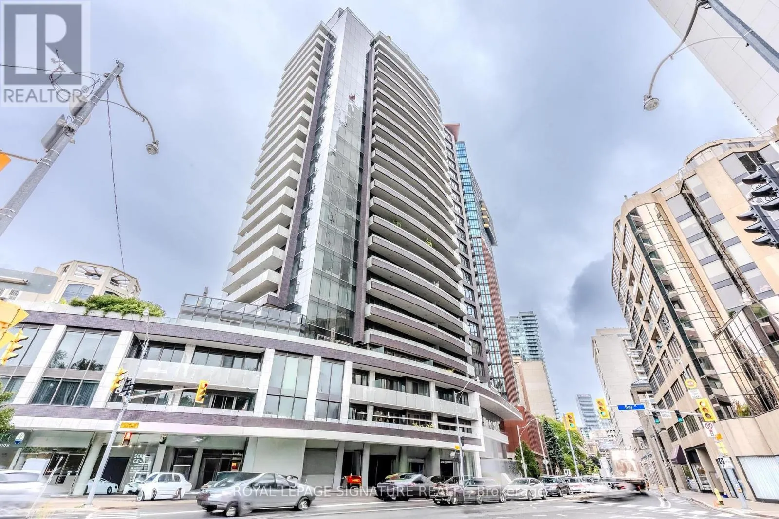 305 - 88 DAVENPORT ROAD