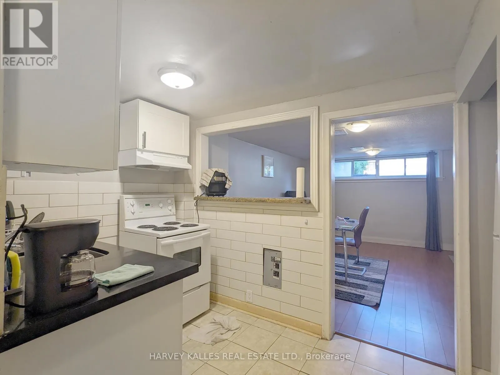 LOWER - 242 ROBINA AVENUE