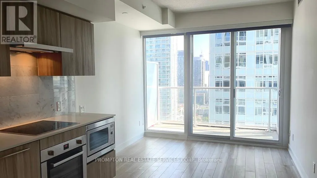 3110 - 19 BATHURST STREET