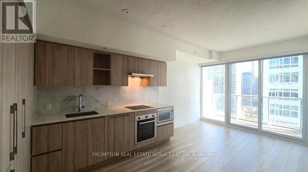 3110 - 19 BATHURST STREET