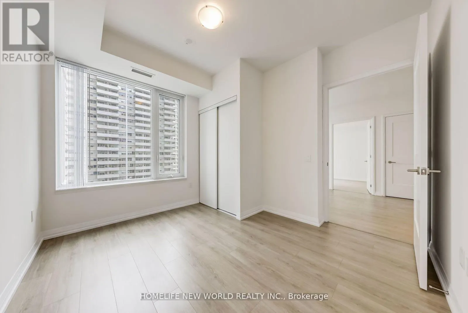1011 - 50 DUNFIELD AVENUE