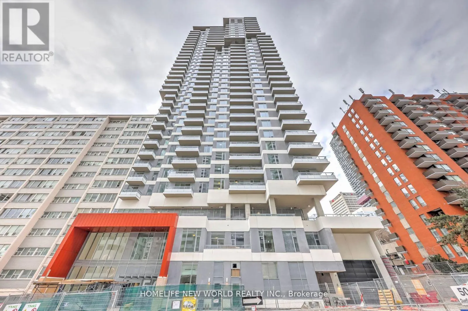1011 - 50 DUNFIELD AVENUE