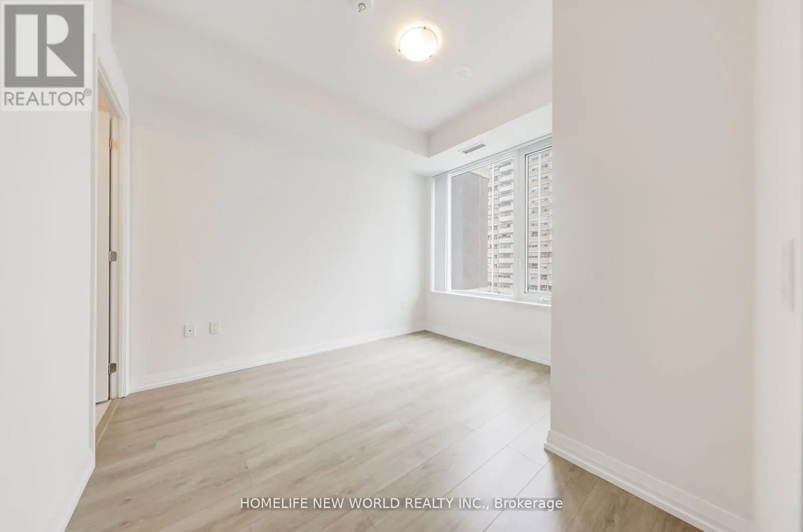 1011 - 50 DUNFIELD AVENUE