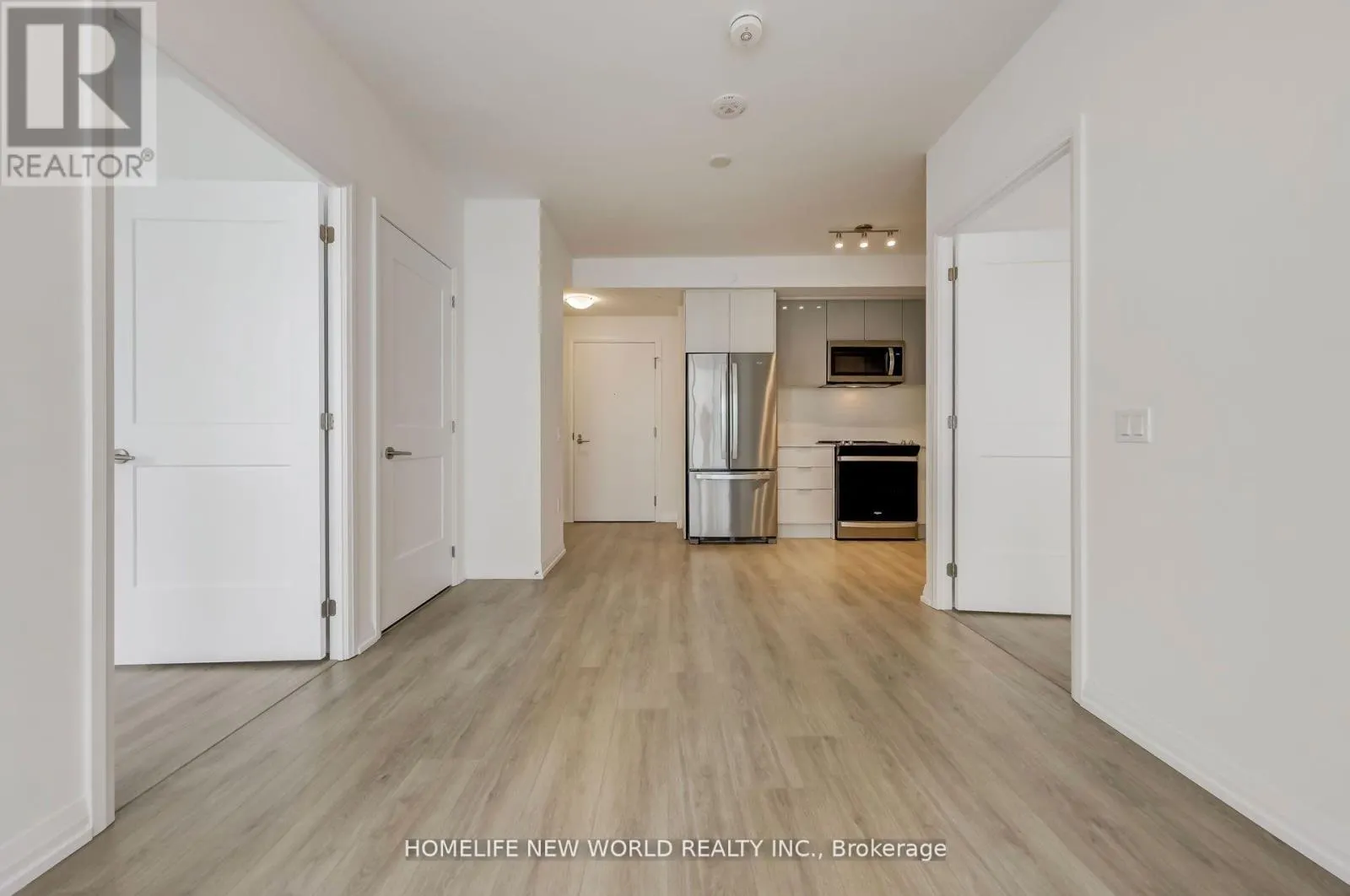 1011 - 50 DUNFIELD AVENUE