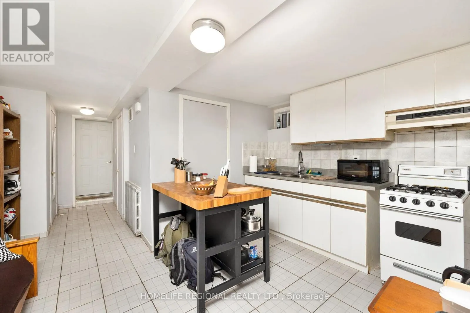 200 ROXTON ROAD