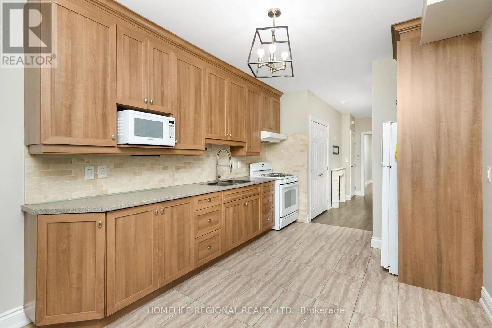 200 ROXTON ROAD