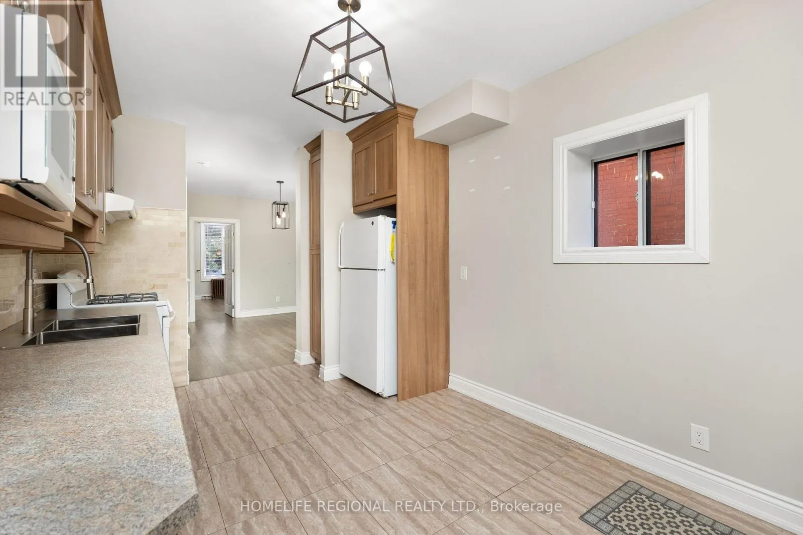 200 ROXTON ROAD