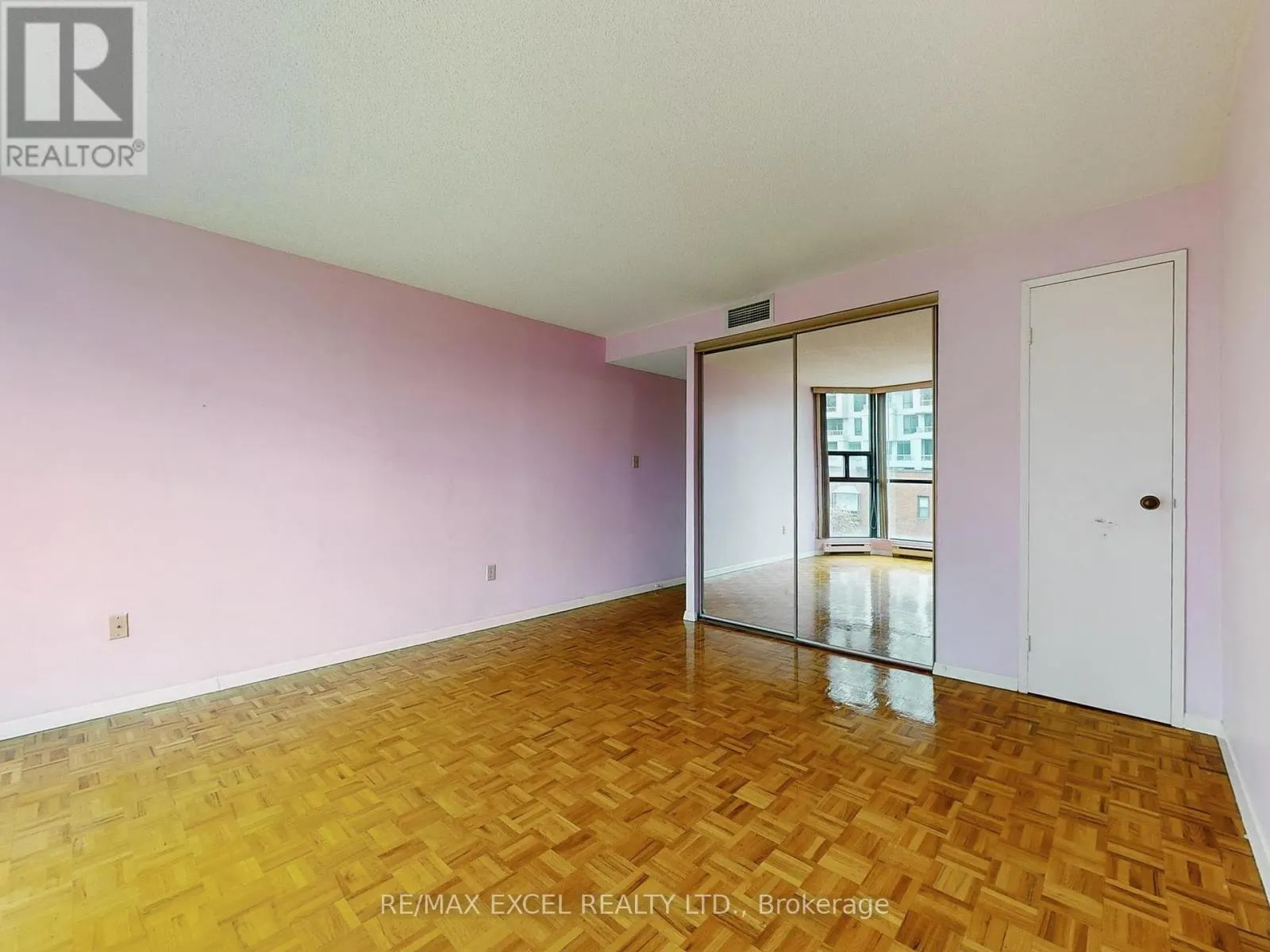 406 - 188 SPADINA AVENUE