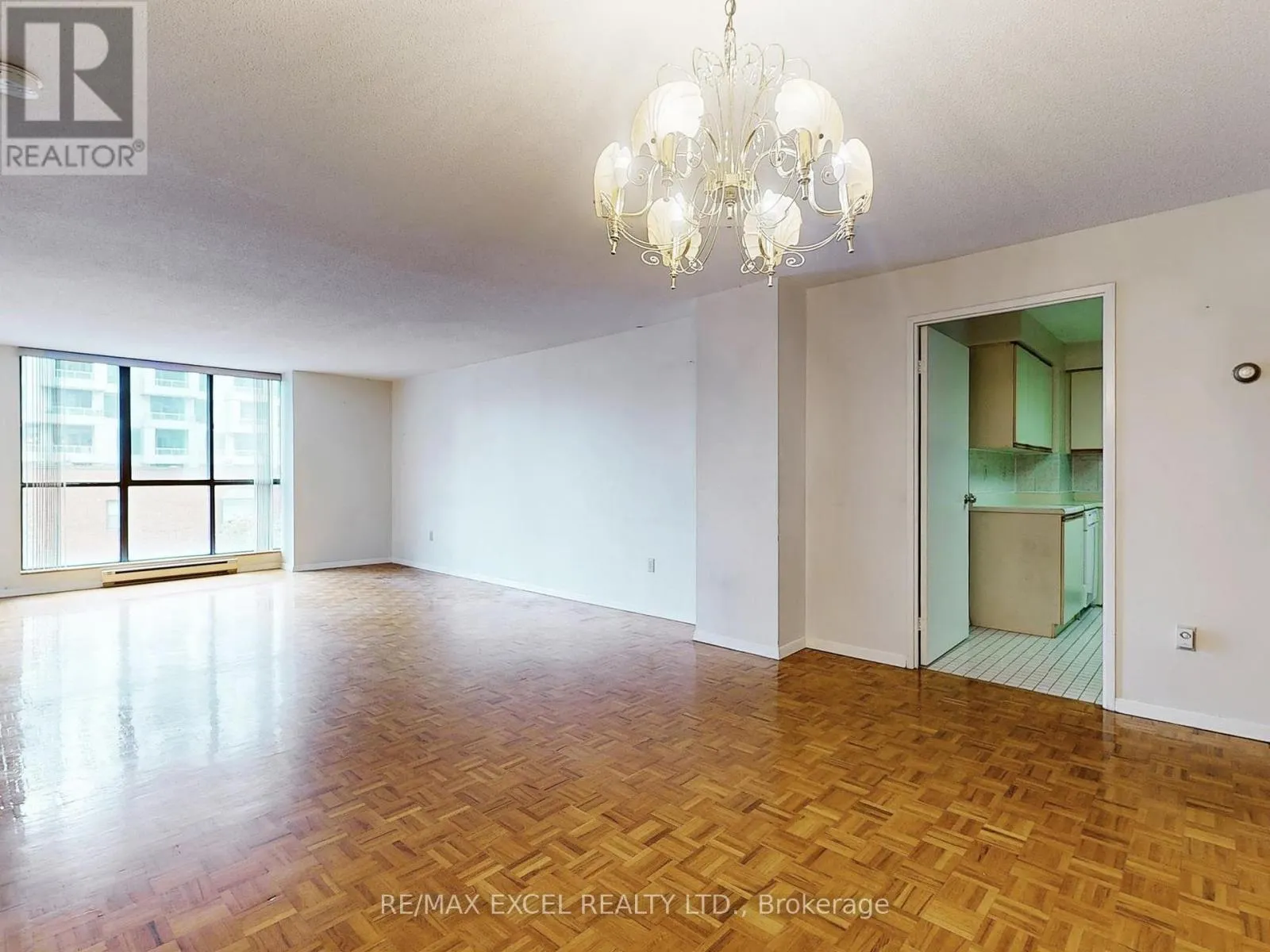 406 - 188 SPADINA AVENUE