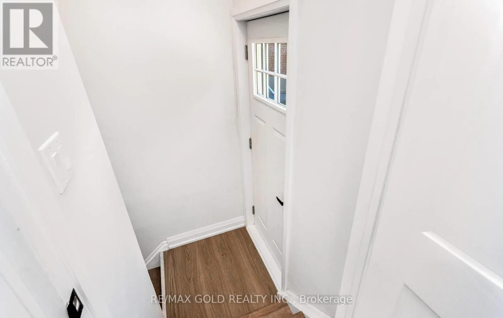 316 ELLERSLIE AVENUE