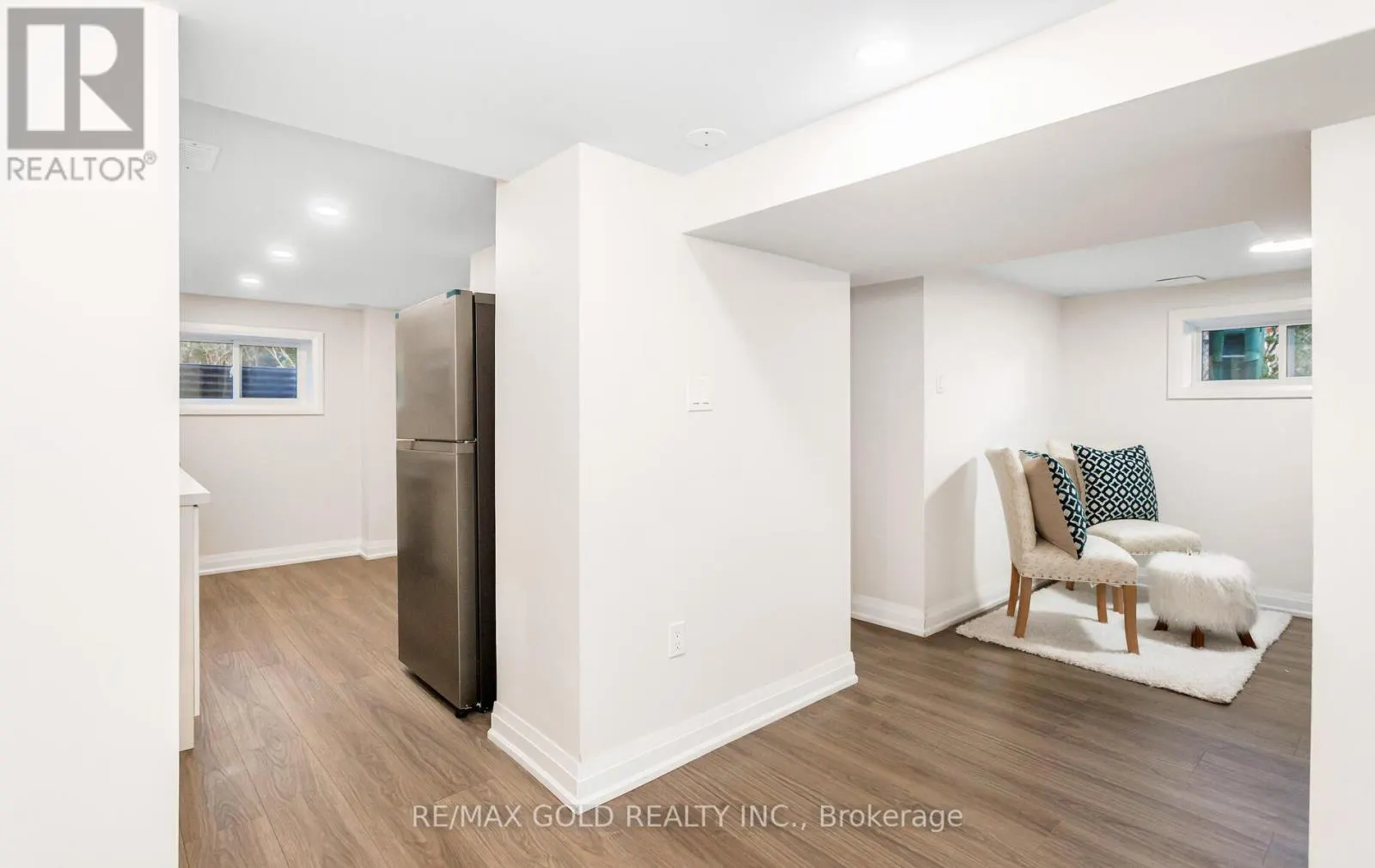 316 ELLERSLIE AVENUE