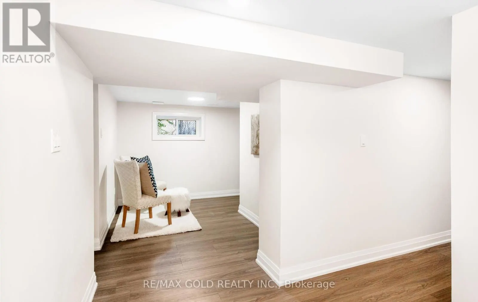 316 ELLERSLIE AVENUE