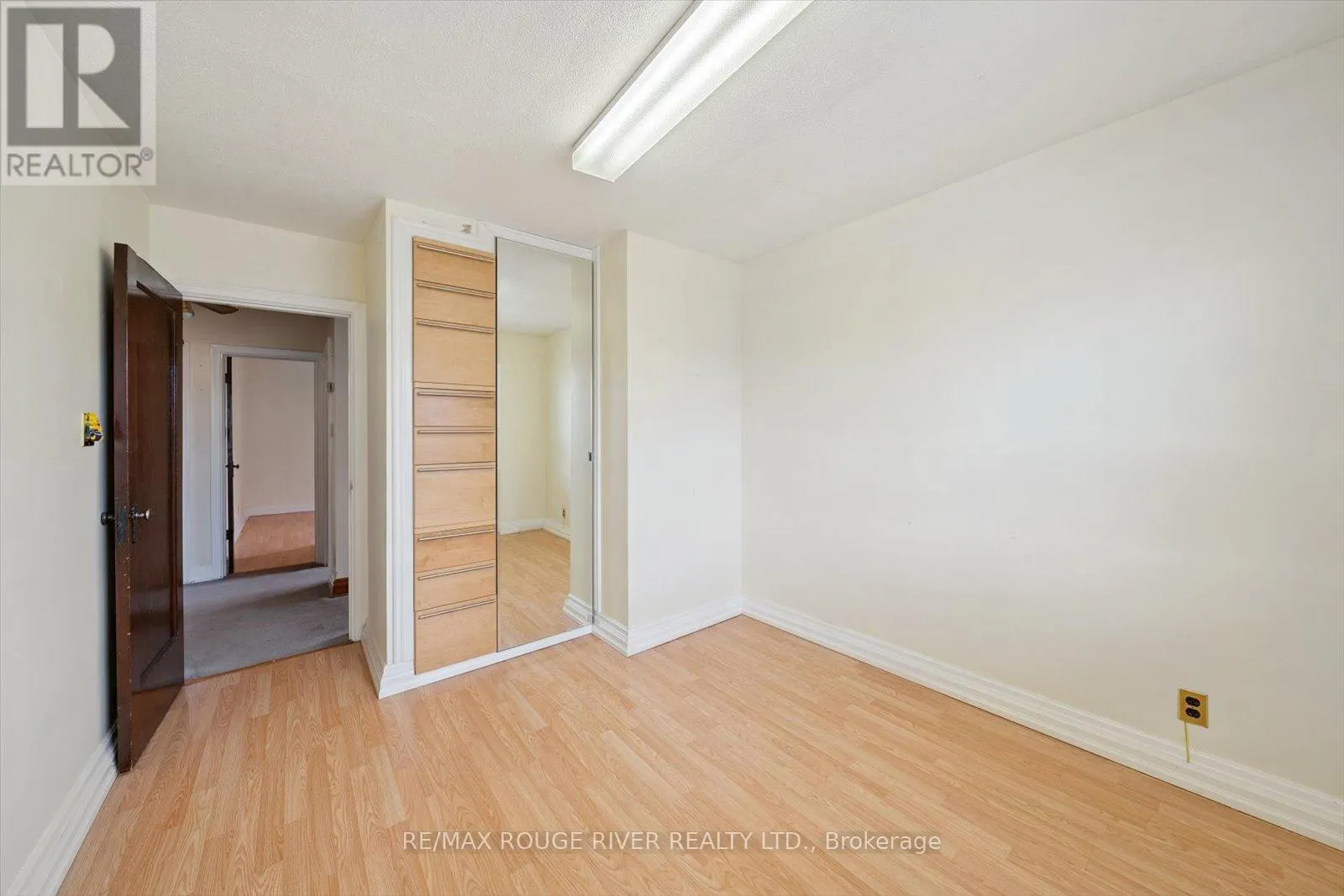424 OAKWOOD AVENUE