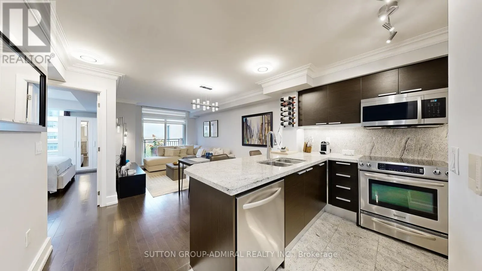 506 - 650 SHEPPARD AVENUE E