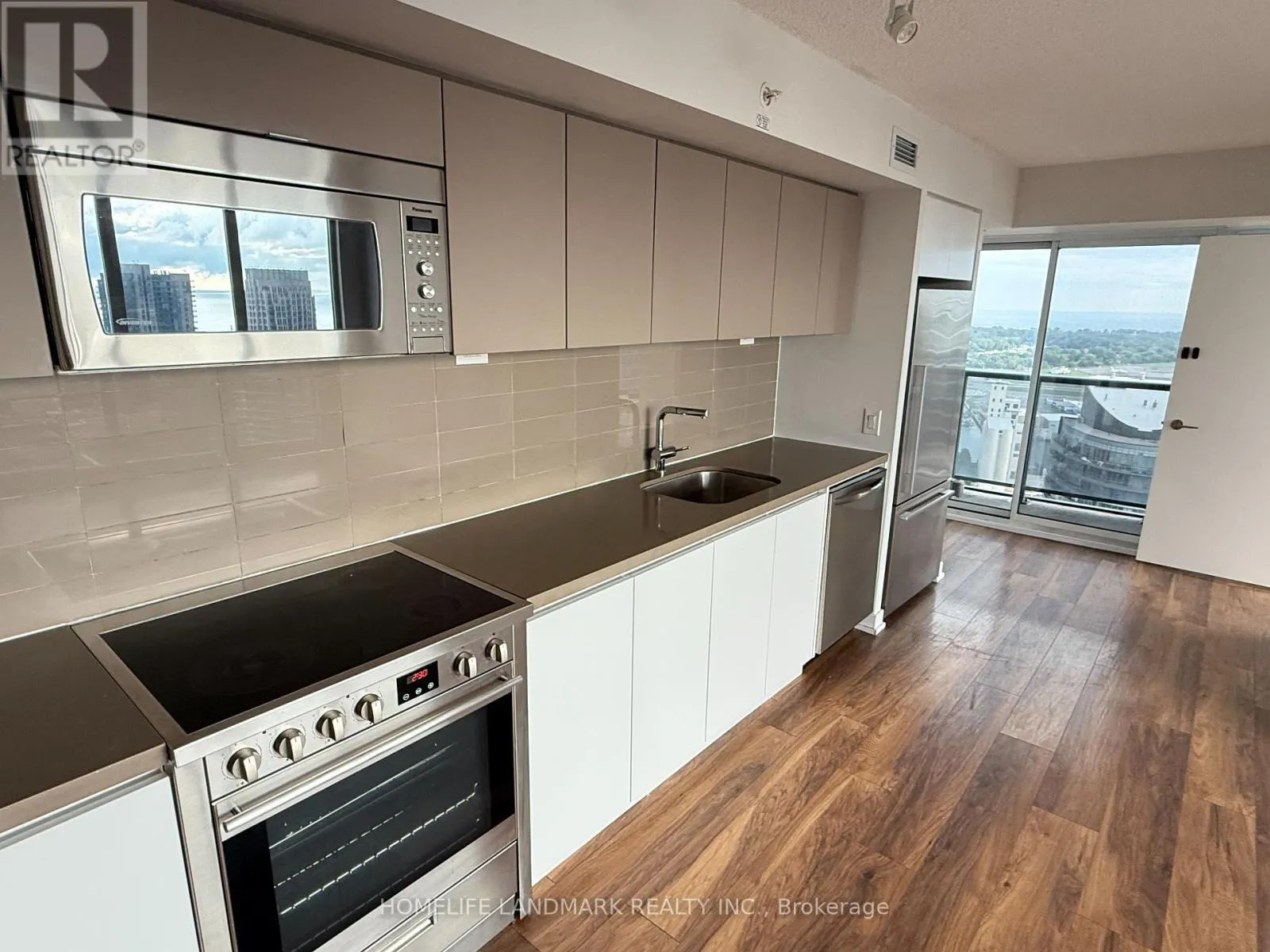 4206 - 85 QUEENS WHARF ROAD