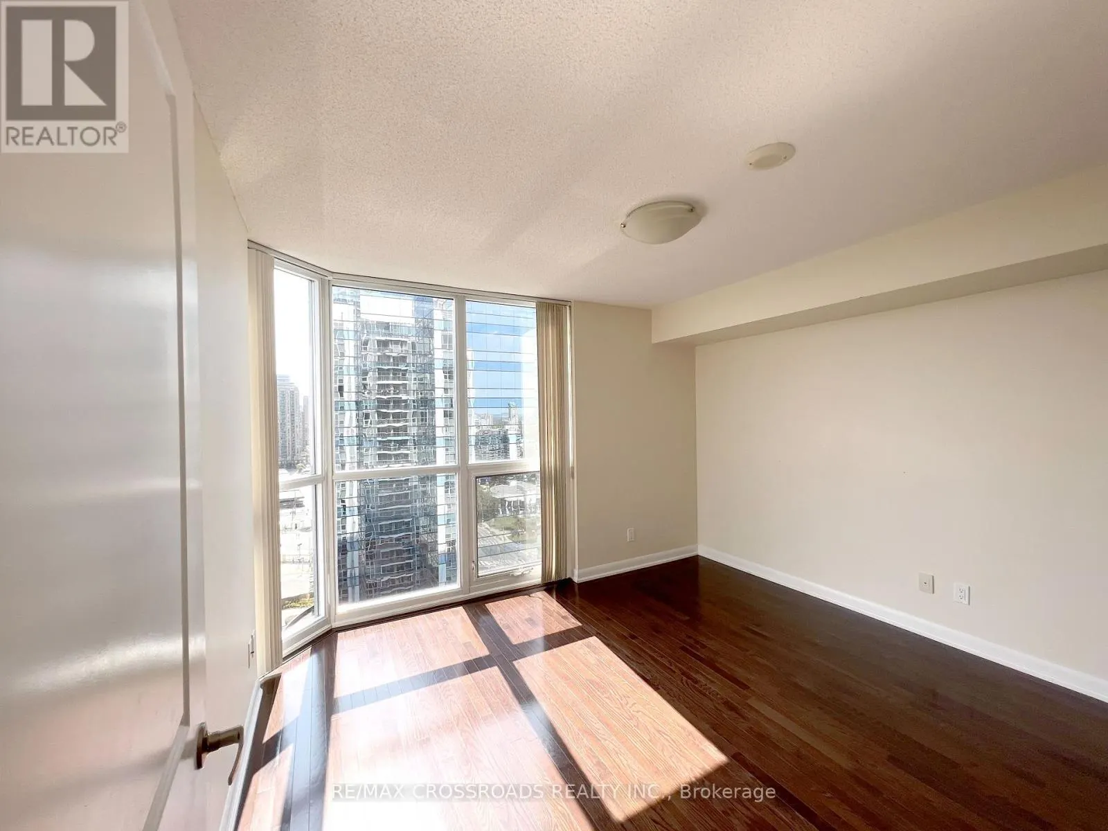 2109 - 5791 YONGE STREET