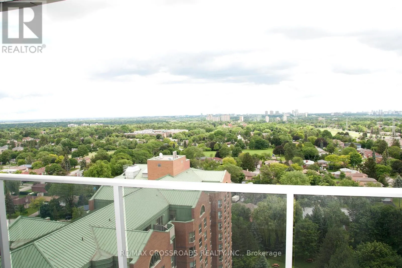 2109 - 5791 YONGE STREET