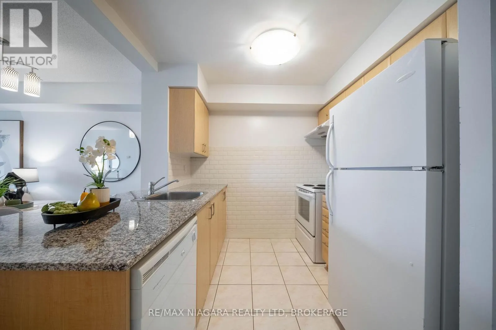 1116 - 31 BALES AVENUE, #1116