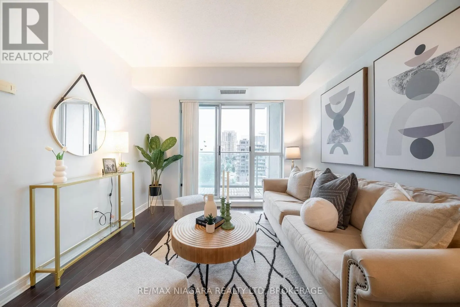 1116 - 31 BALES AVENUE, #1116