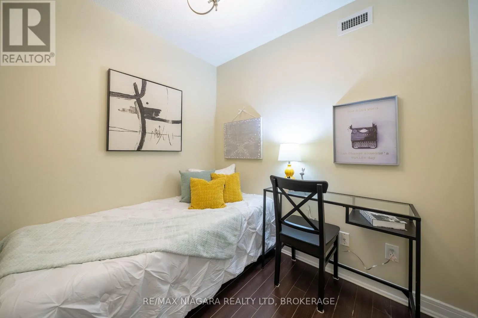 1116 - 31 BALES AVENUE, #1116