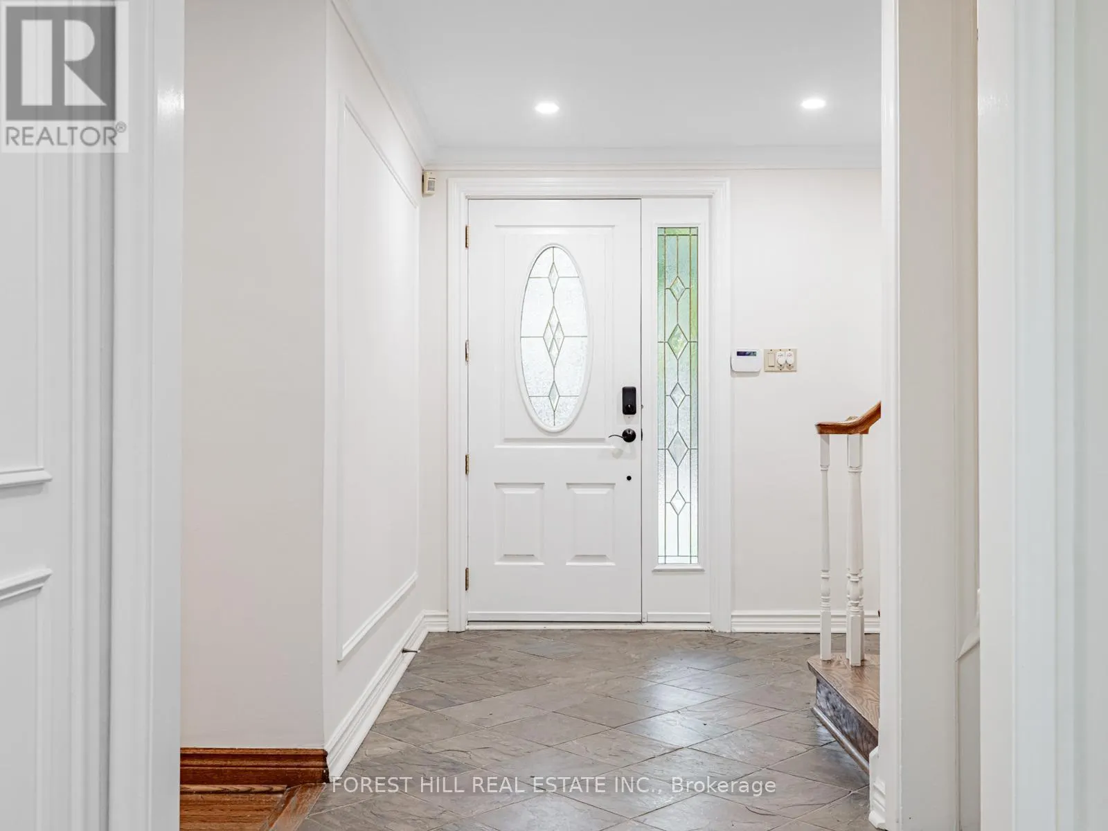 54 PLYMBRIDGE ROAD