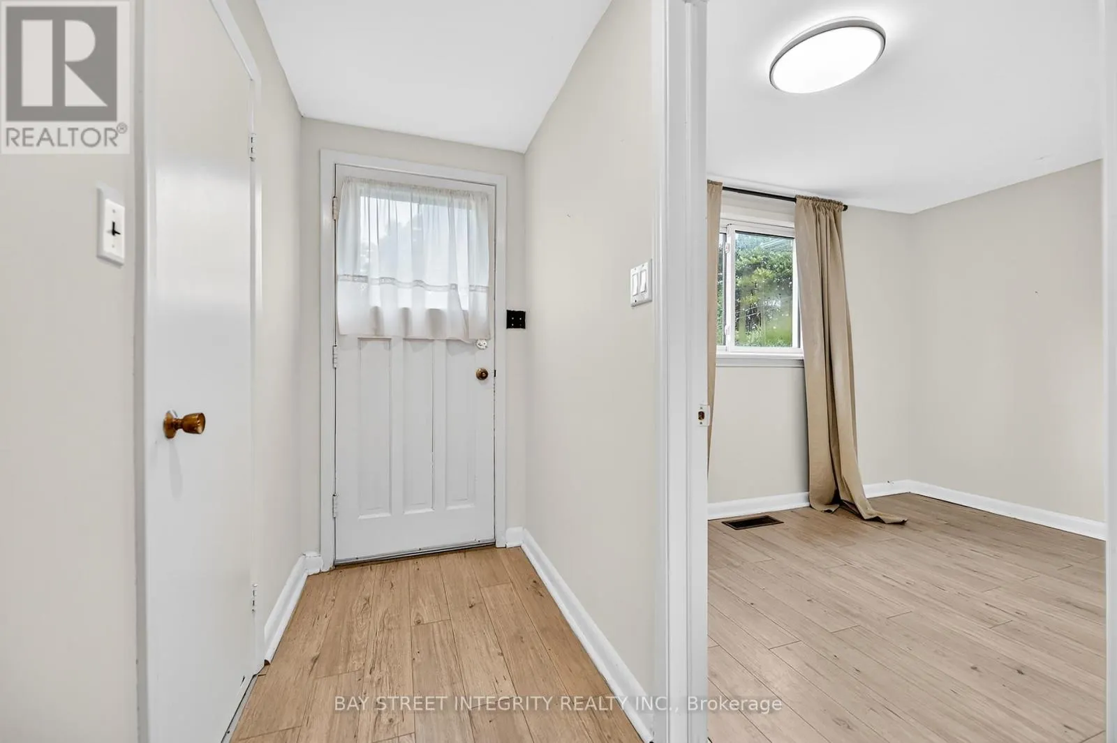 44 BOWERBANK DRIVE