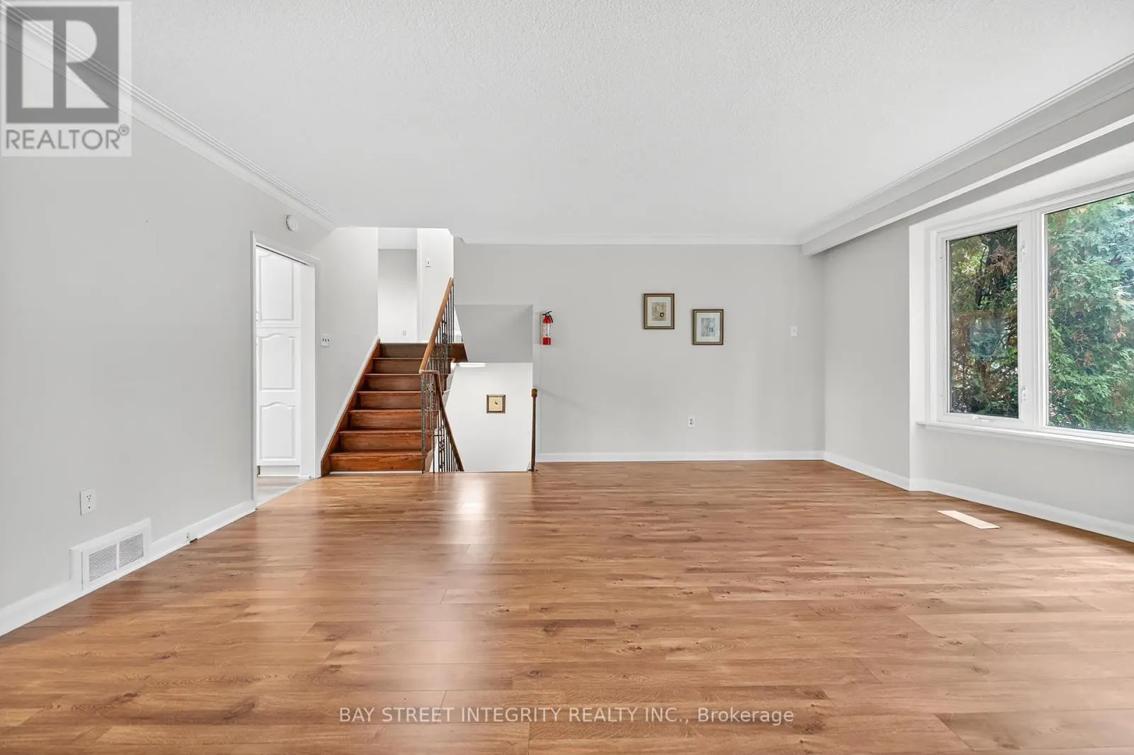 44 BOWERBANK DRIVE