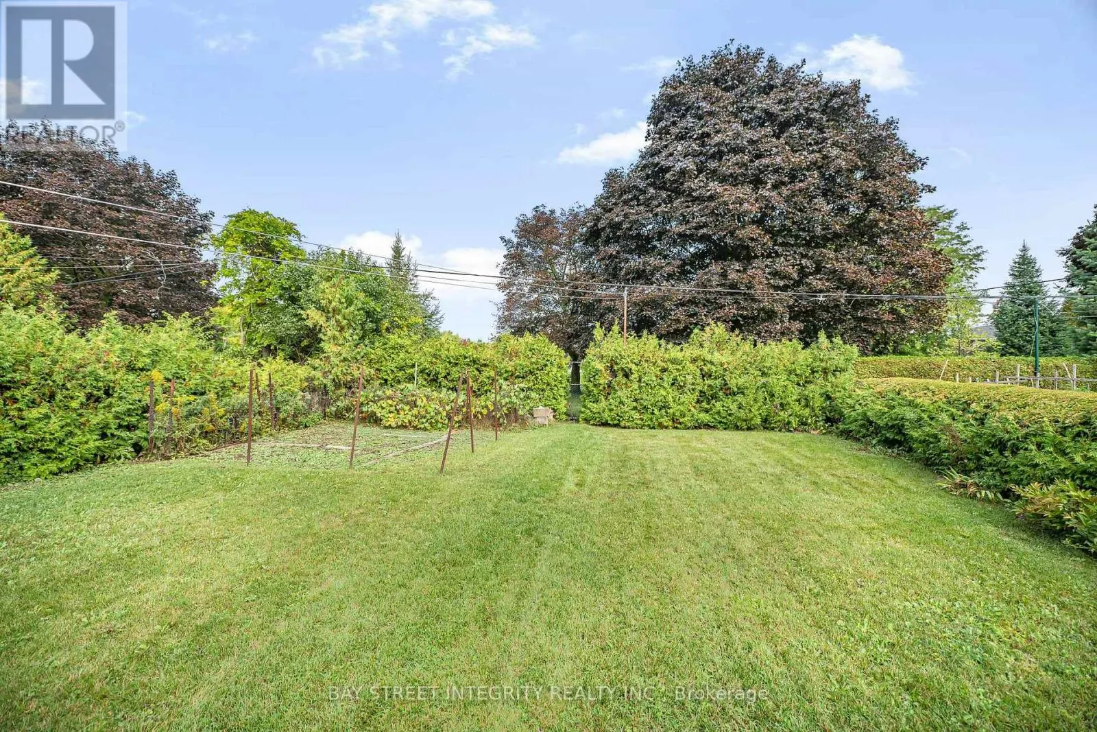 44 BOWERBANK DRIVE