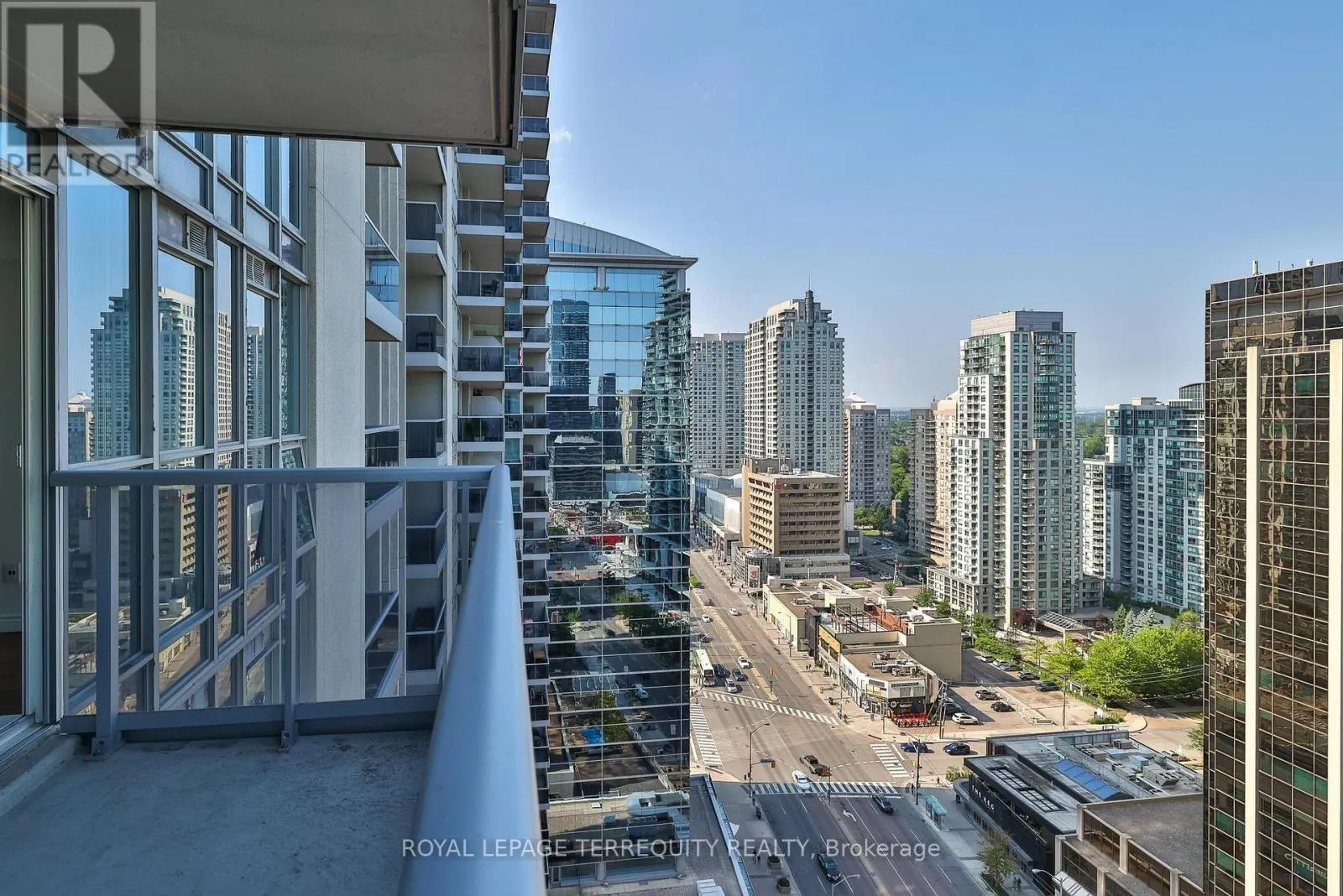 2706 - 4968 YONGE STREET