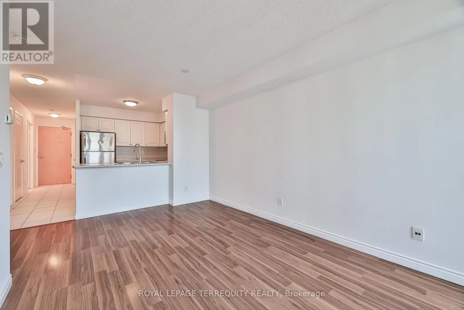 2706 - 4968 YONGE STREET