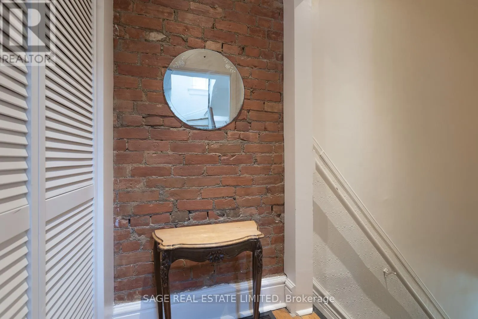UPPER - 685 EUCLID AVENUE