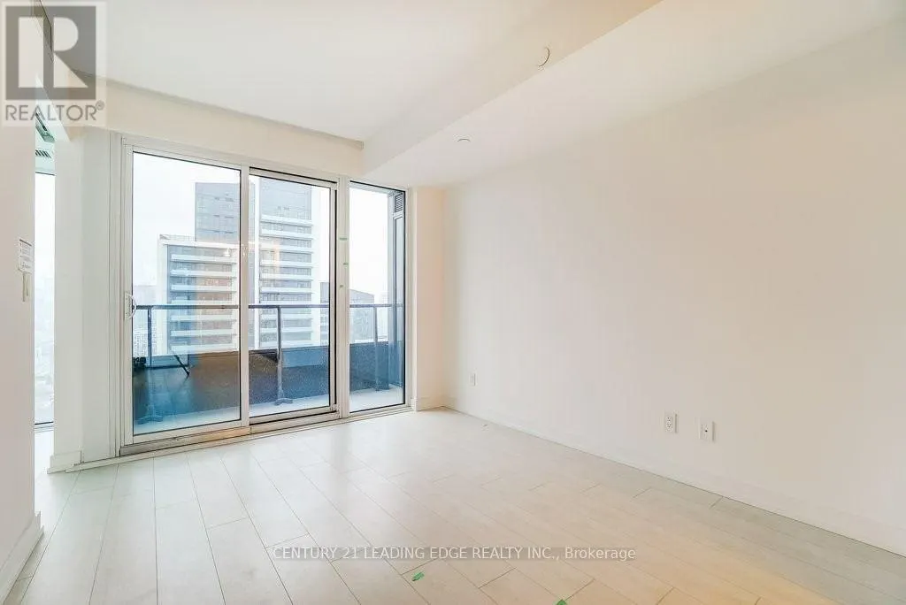 3201 - 19 WESTERN BATTERY ROAD