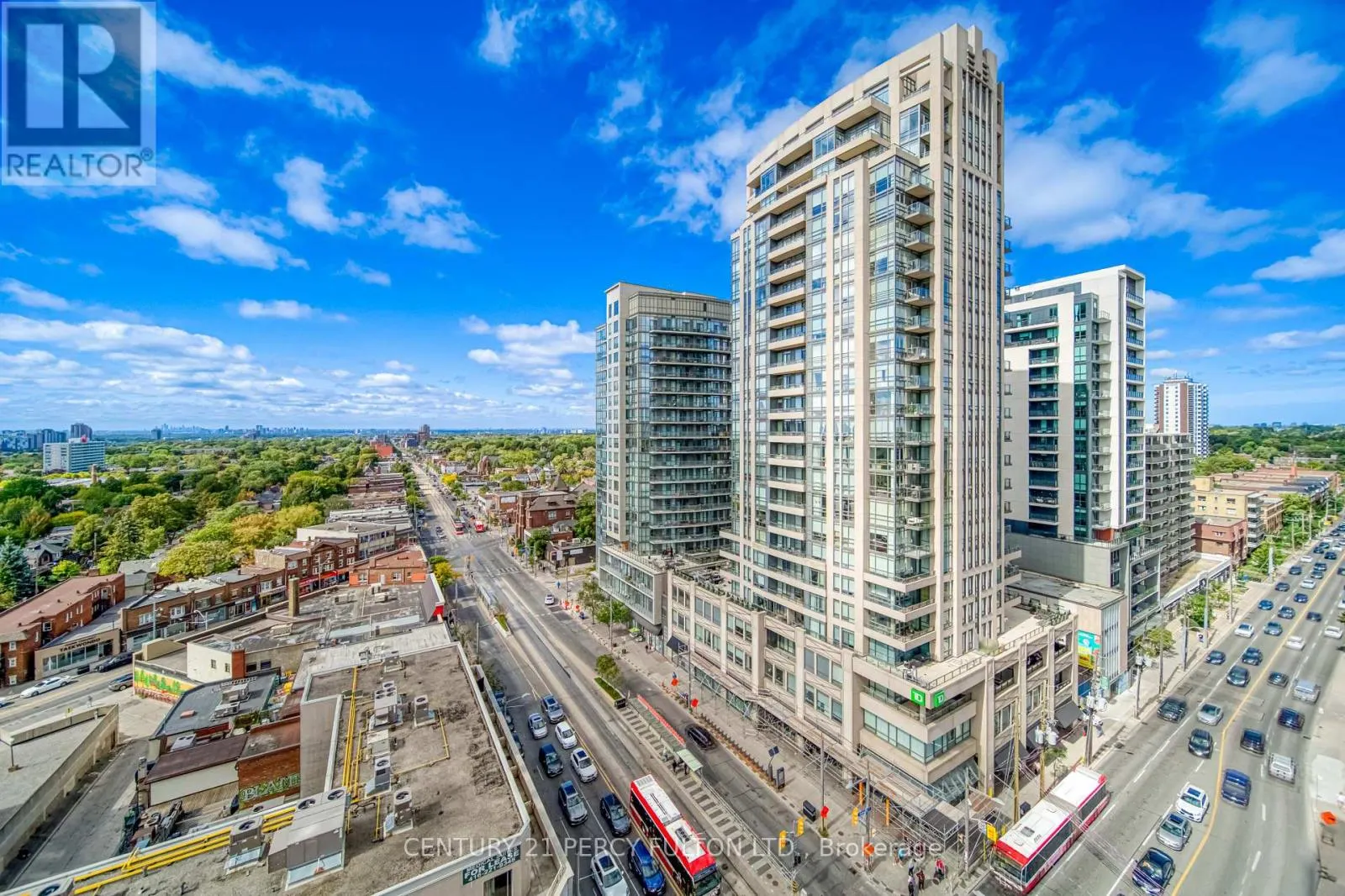 1211 - 501 ST. CLAIR AVENUE W