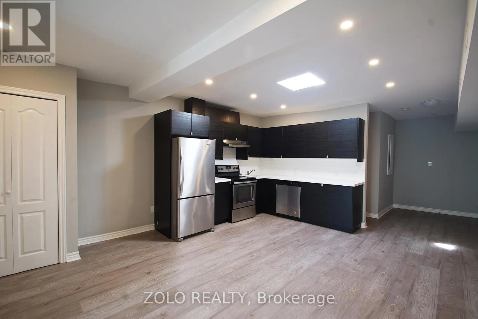 1 - 712 BLOOR STREET W