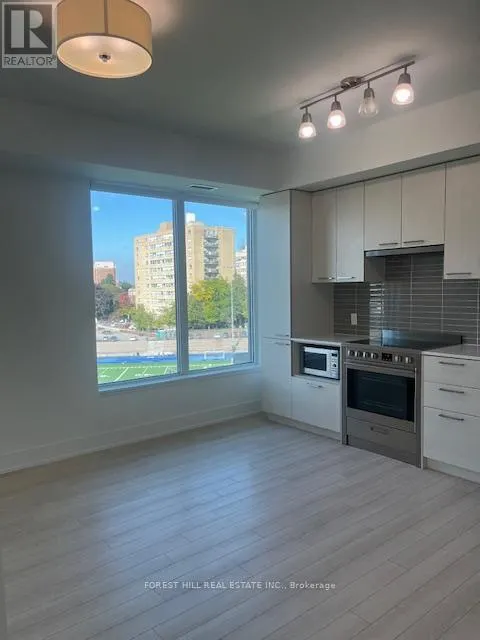 412 - 310 TWEEDSMUIR AVENUE