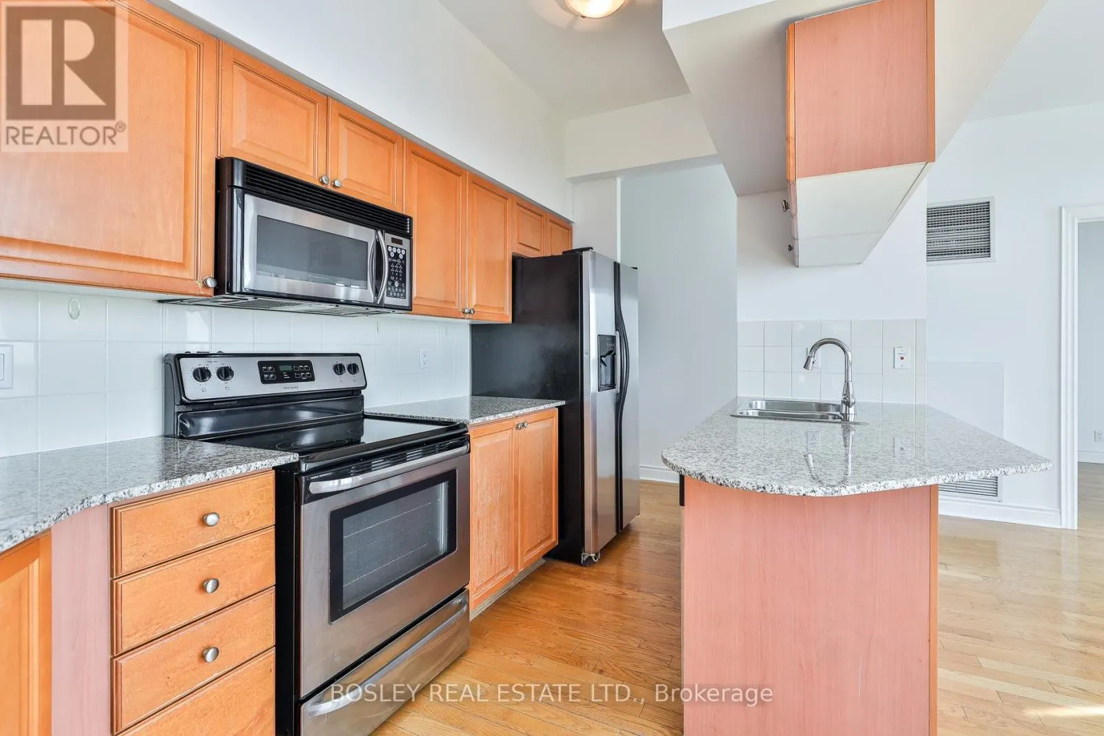 2508 - 228 QUEENS QUAY W