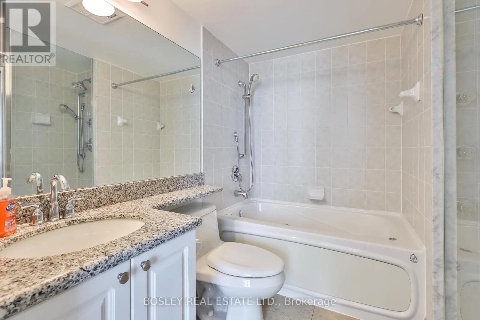 2508 - 228 QUEENS QUAY W
