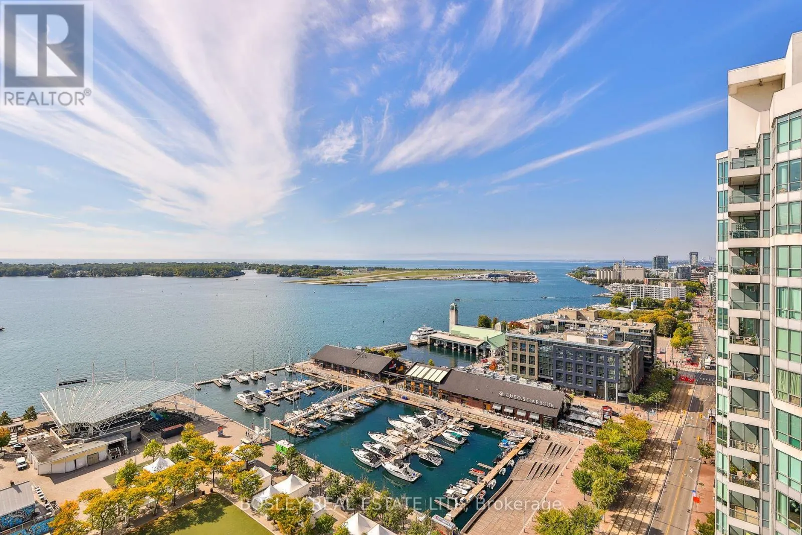2508 - 228 QUEENS QUAY W